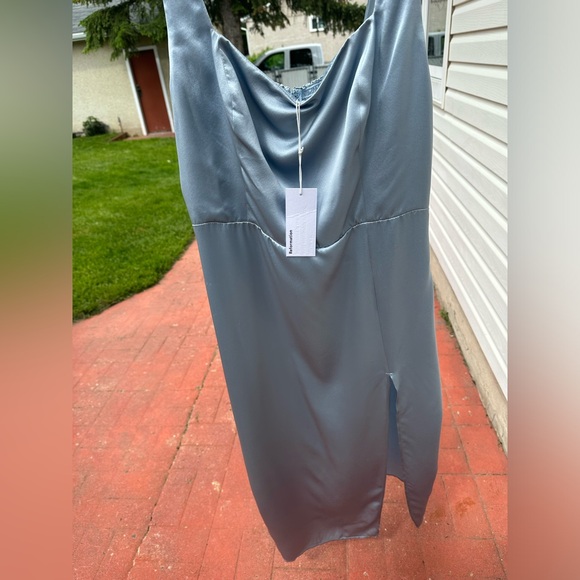 Use 10 Reformation Blue silk square neck dress - Picture 5 of 10